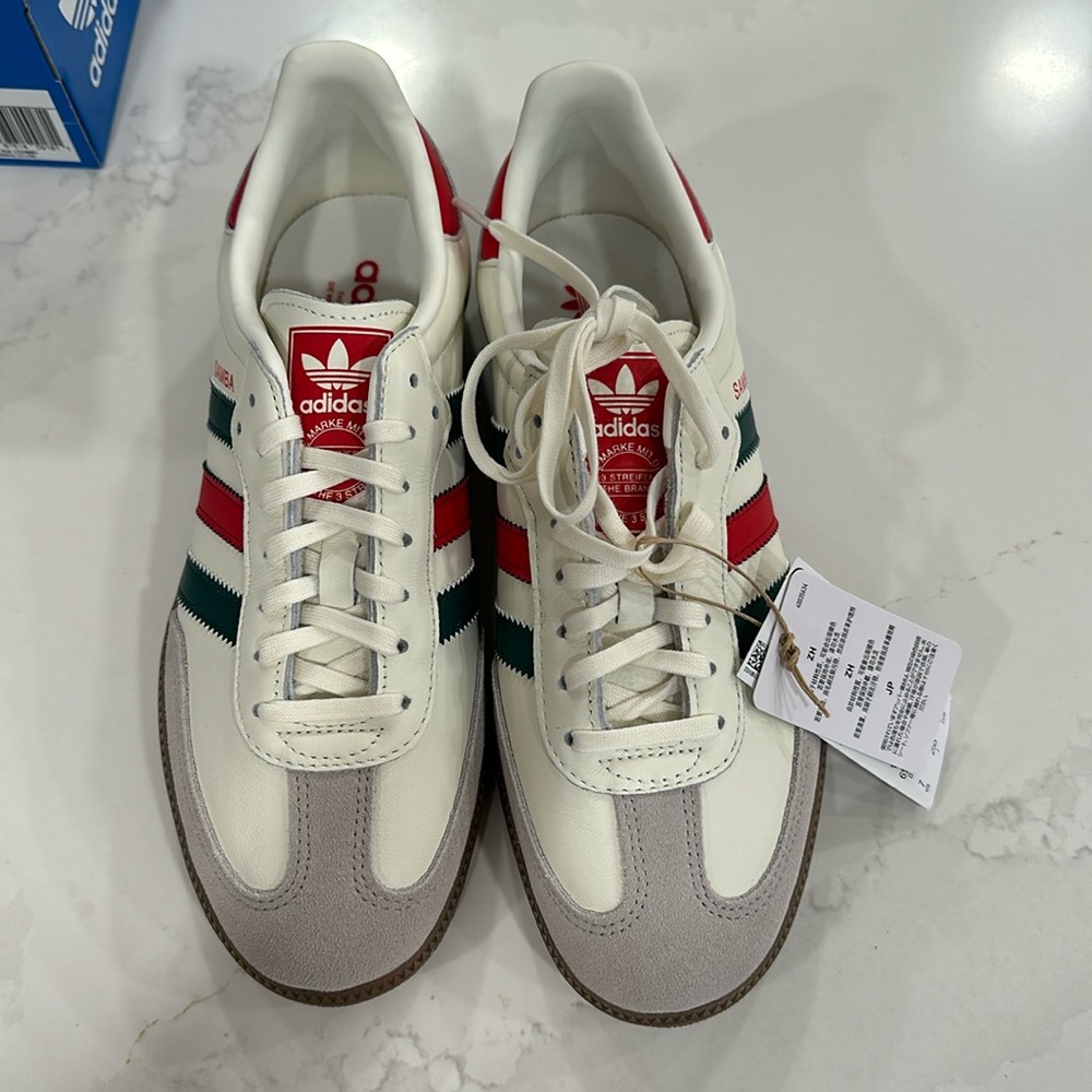 NWT Samba OG  Big Kids size 7